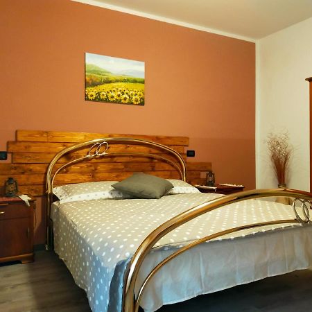 PedemonteLa Casa Di Nelloアパートメント エクステリア 写真