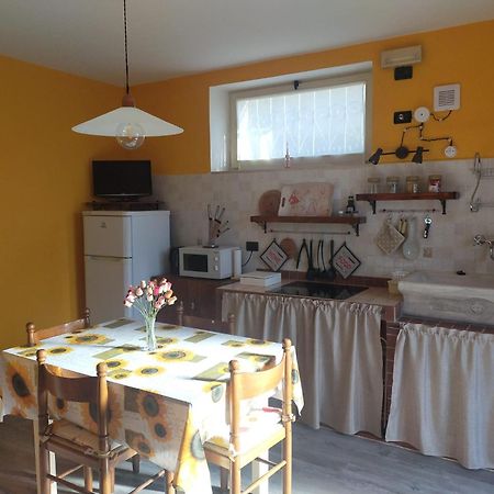 PedemonteLa Casa Di Nelloアパートメント エクステリア 写真