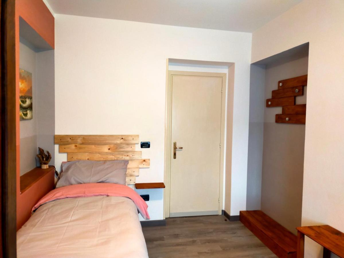 PedemonteLa Casa Di Nelloアパートメント エクステリア 写真