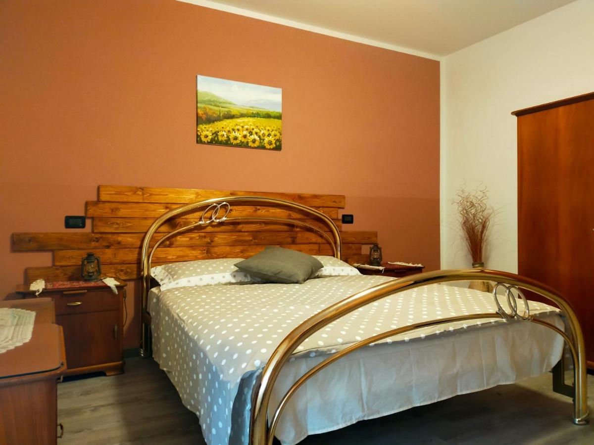 PedemonteLa Casa Di Nelloアパートメント エクステリア 写真