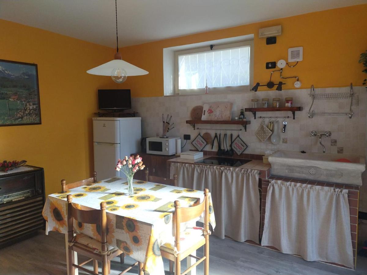 PedemonteLa Casa Di Nelloアパートメント エクステリア 写真