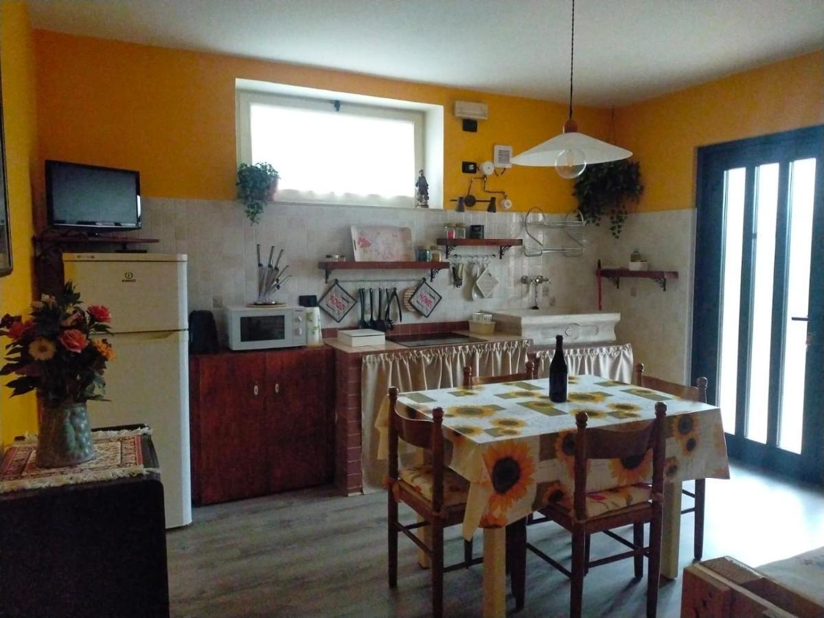 PedemonteLa Casa Di Nelloアパートメント エクステリア 写真