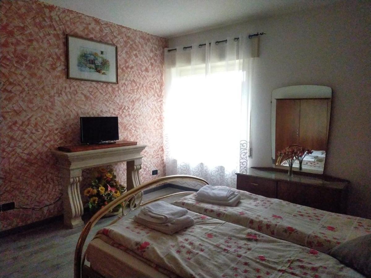 PedemonteLa Casa Di Nelloアパートメント エクステリア 写真